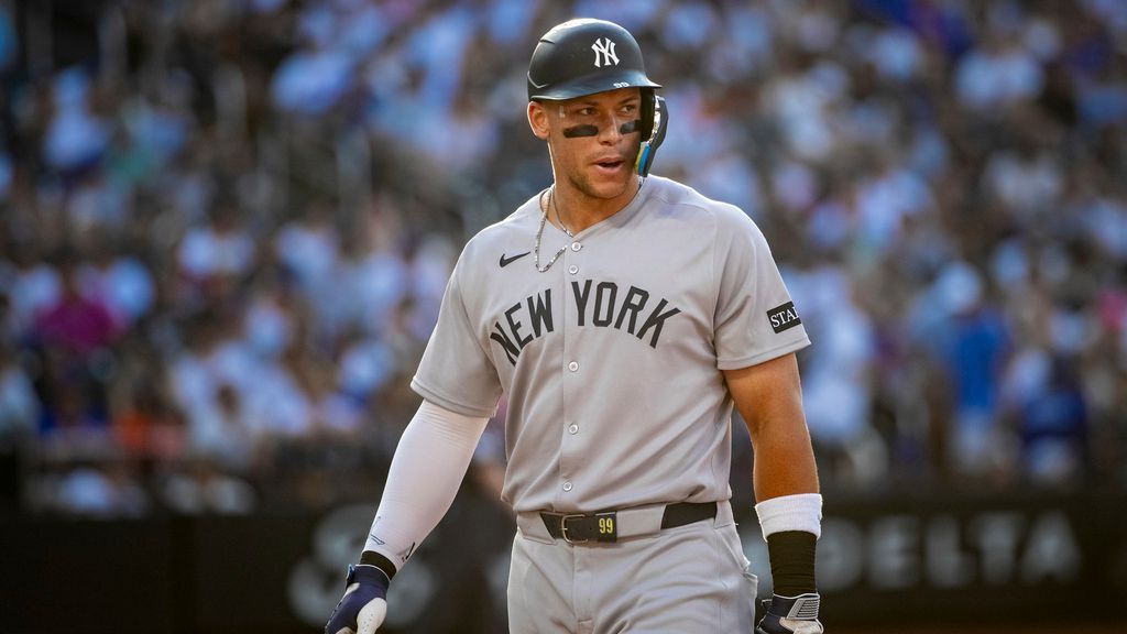 Yankees' Judge out of lineup vs. Phillies with elbow 'issue'