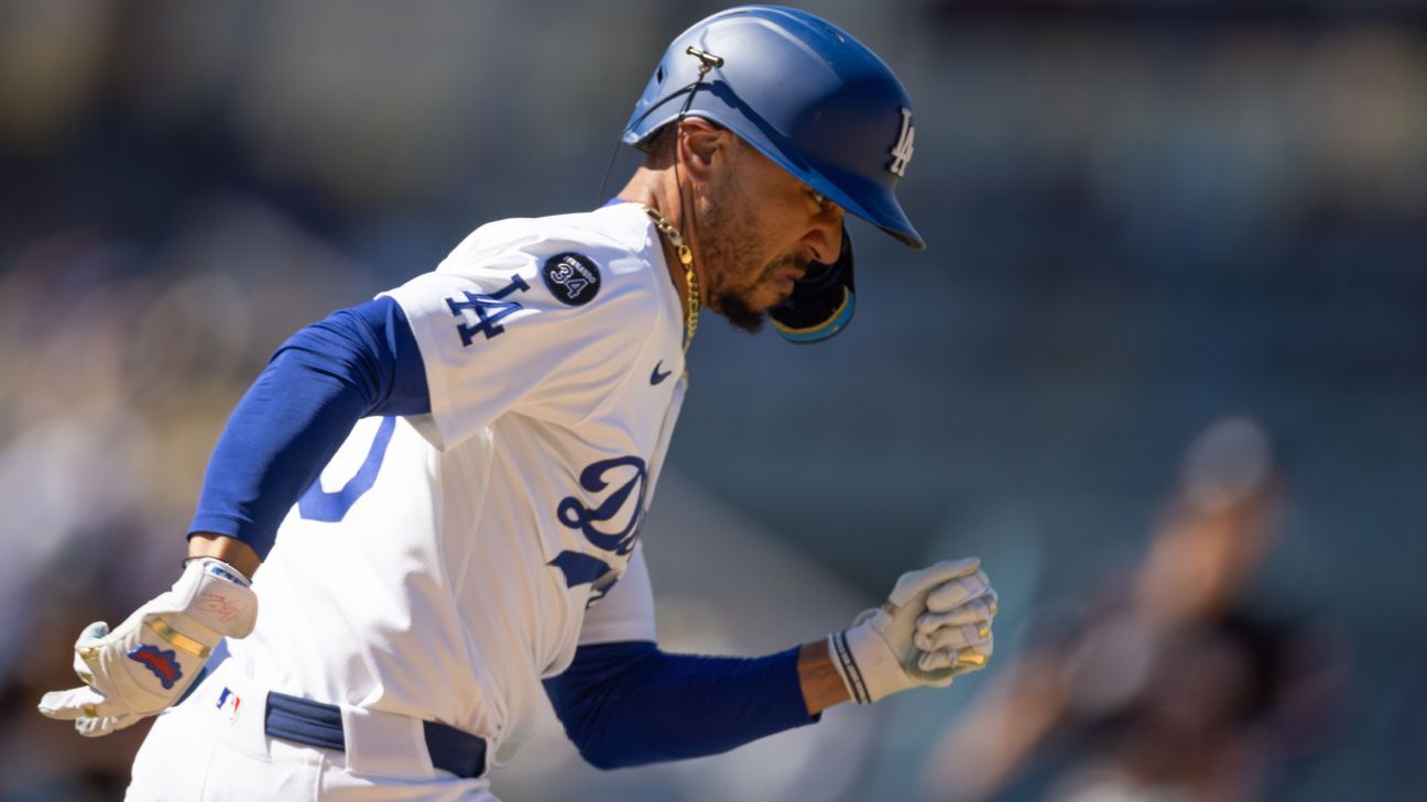 Mookie Betts rejoins Dodgers in Boston after death in family