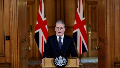 Starmer says UK will recognise state of Palestine unless Israel meets conditions – video