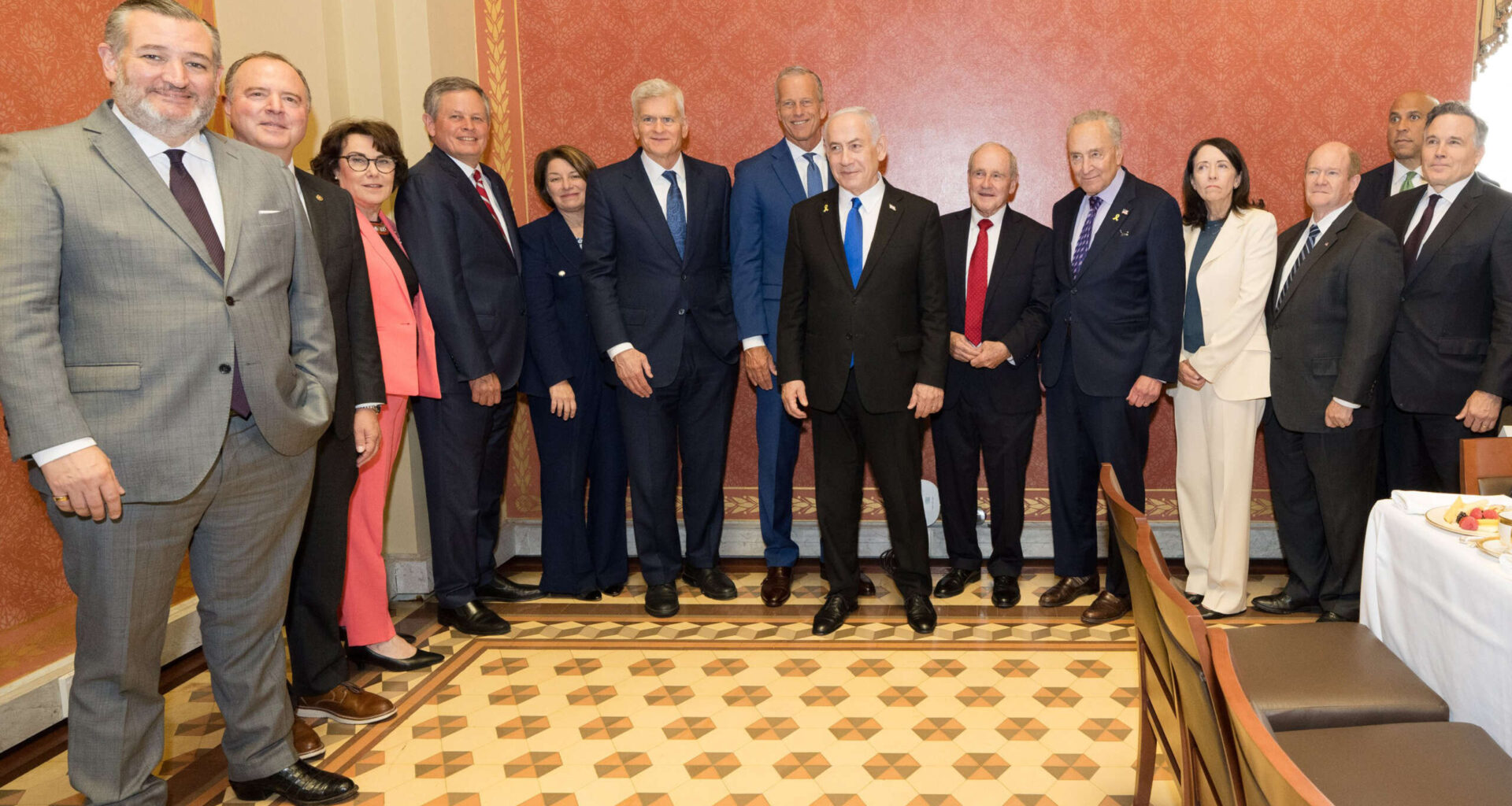 Bipartisan Group of Senators Meets With Netanyahu Despite ICC Arrest Warrant