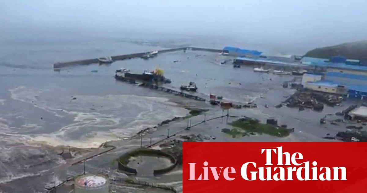 Tsunami updates: Easter and Galápagos Islands evacuate coastal areas as tsunami warnings rattle Pacific – as it happened | Earthquakes