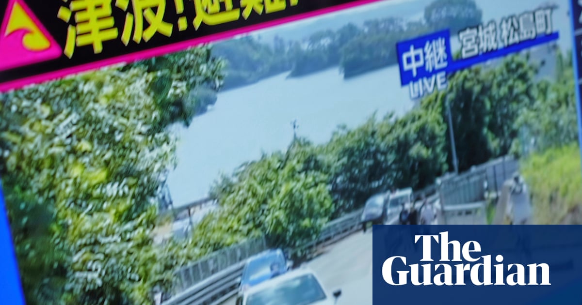 Tsunami alerts from Japan to the US after powerful earthquake sparks warnings across Pacific | Russia