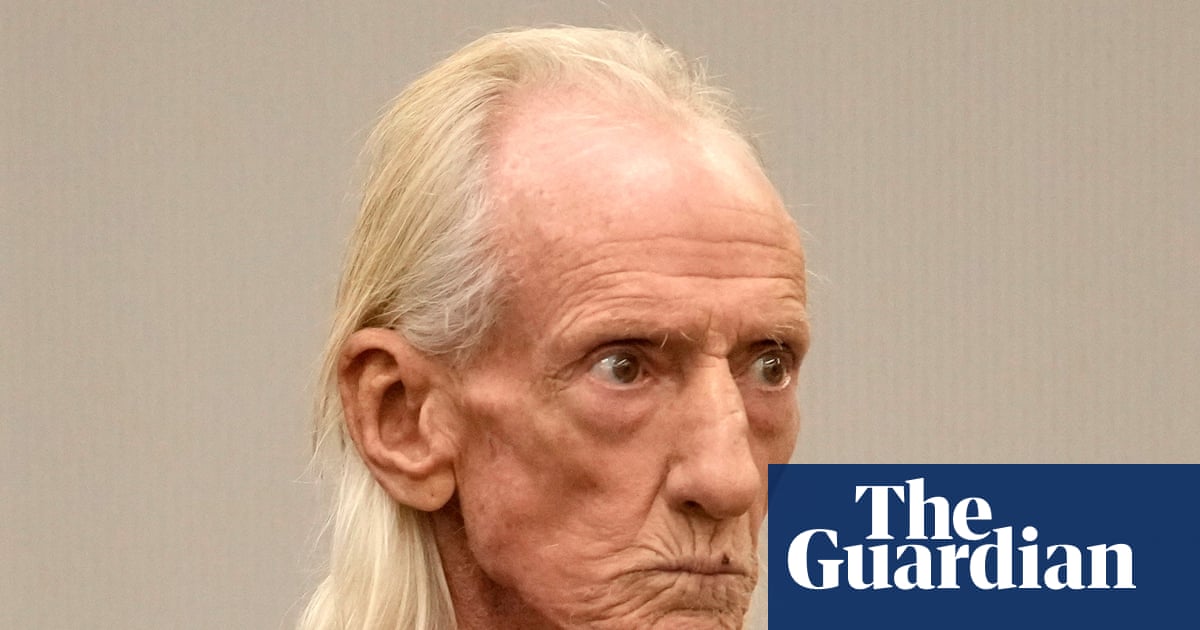 Landlord who stabbed Palestinian American boy to death dies in prison | Illinois