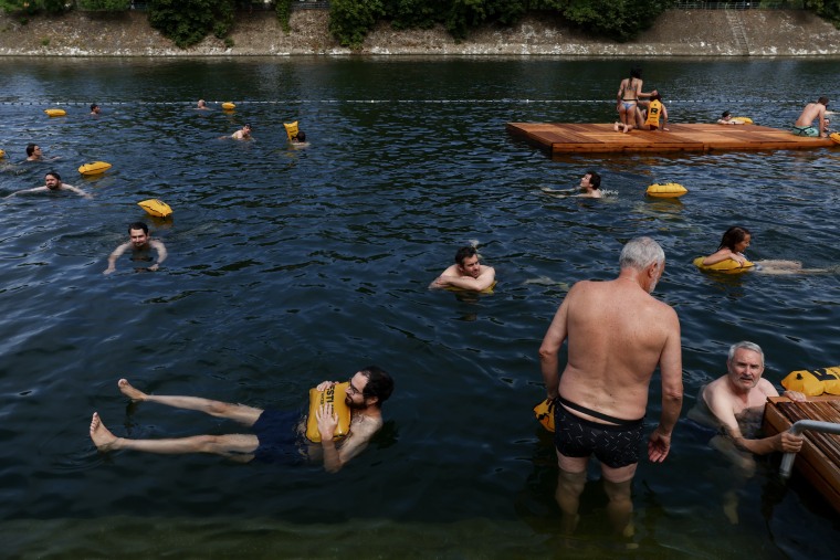 Image: Paris Mayor Launches Inaugural Season Of Public Swimming In The River Seine