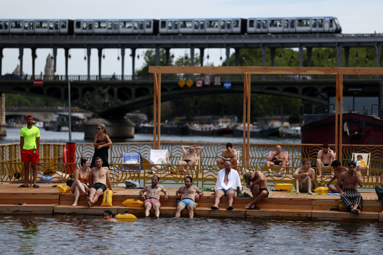 Image: Paris Mayor Launches Inaugural Season Of Public Swimming In The River Seine