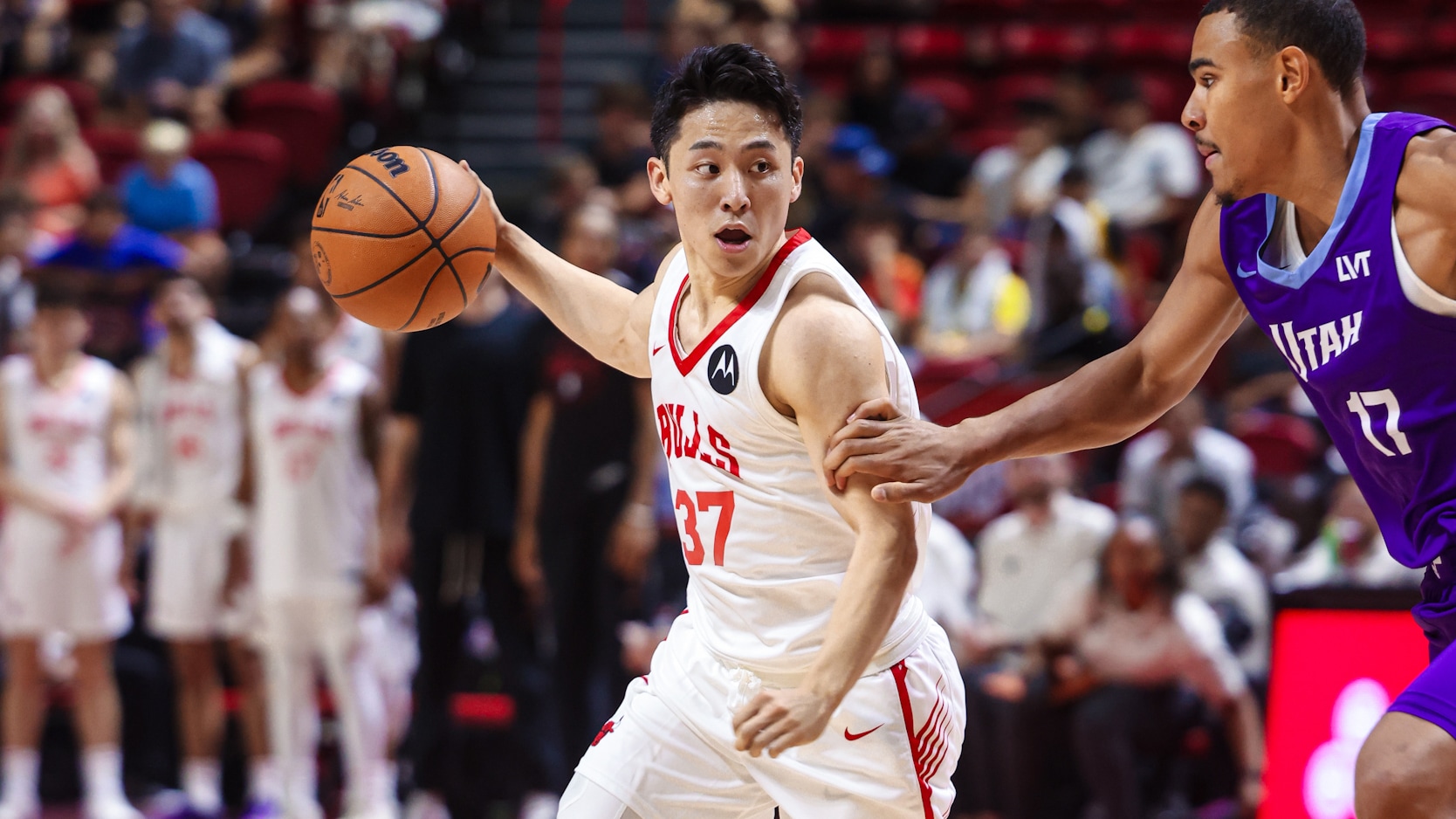 Bulls sign Yuki Kawamura to Two-Way contract - NBA