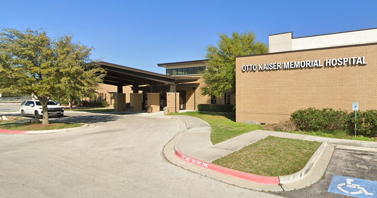 Investigation underway after Vietnamese national in ICE custody died in the hospital