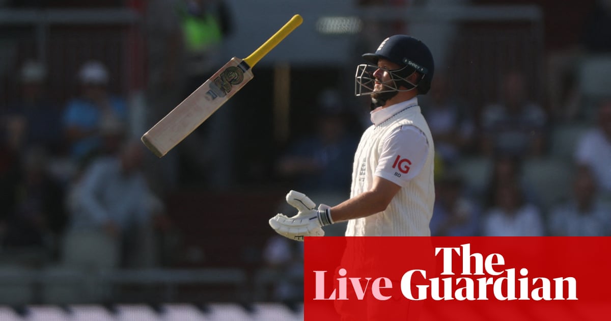 Duckett and Crawley put England in charge of fourth Test against India on day two – as it happened | England v India 2025