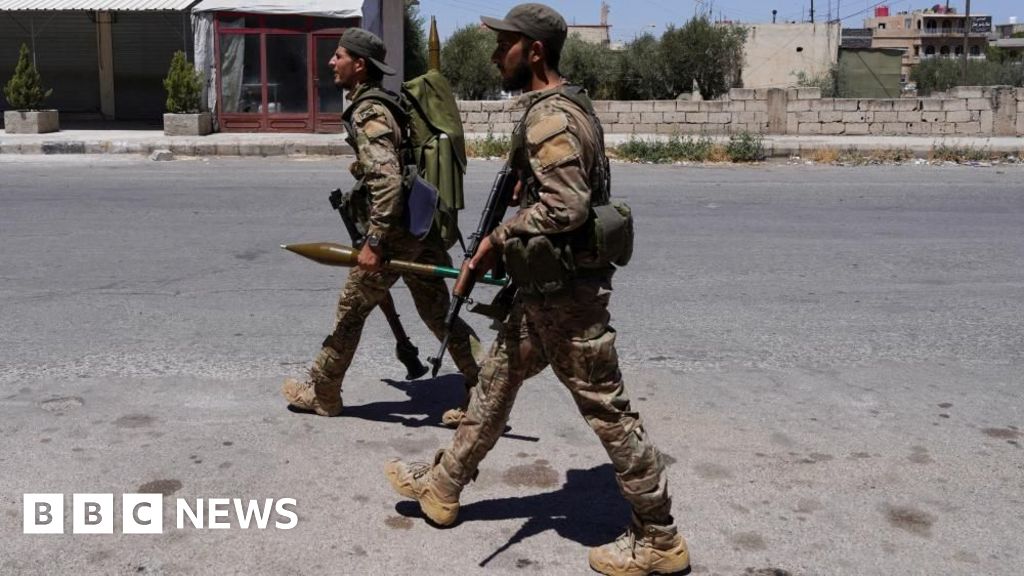 Syria presidency to send new force to halt clashes in south