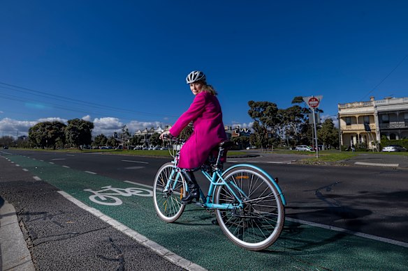 Bicycle Network chief executive Alison McCormack has joined other groups in calling for increased e-bike regulation. 