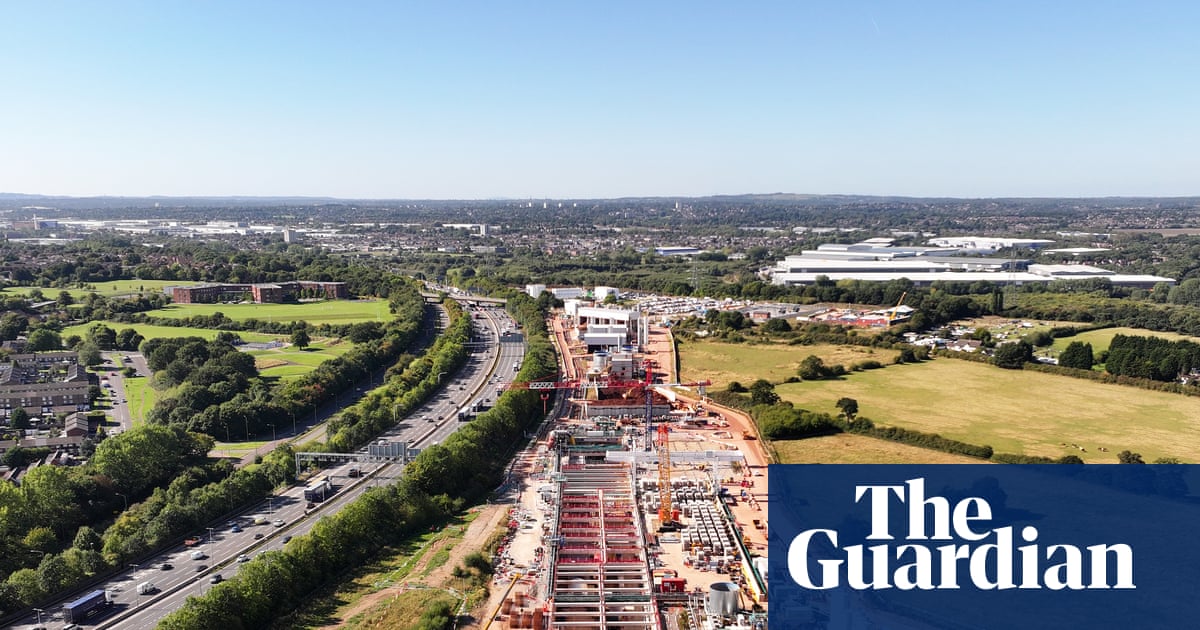 Resurrect HS2 northern leg to boost rail freight capacity, say UK manufacturers | Rail industry