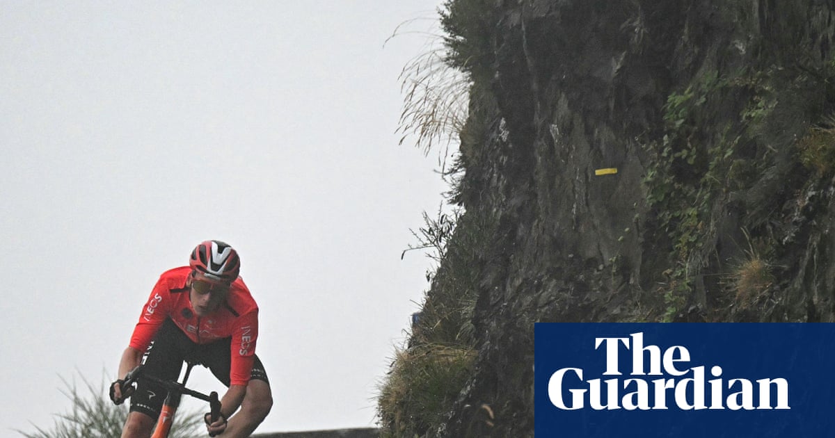 Tour de France 2025: Arensman holds off Pogacar and Vingegaard for solo stage win | Tour de France 2025