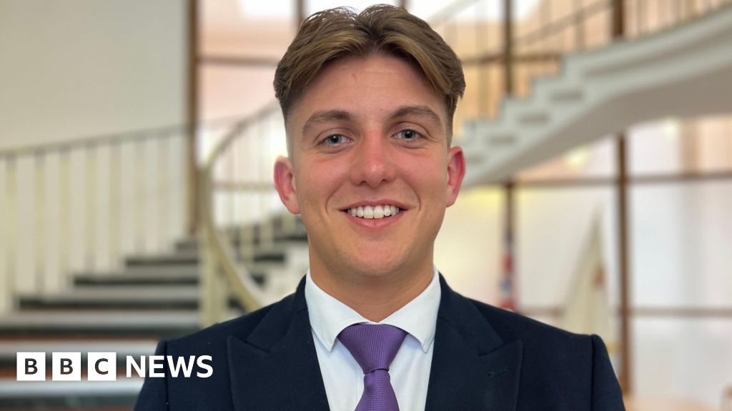 Teenage Warwickshire Reform UK council leader George Finch 'wanted to teach'