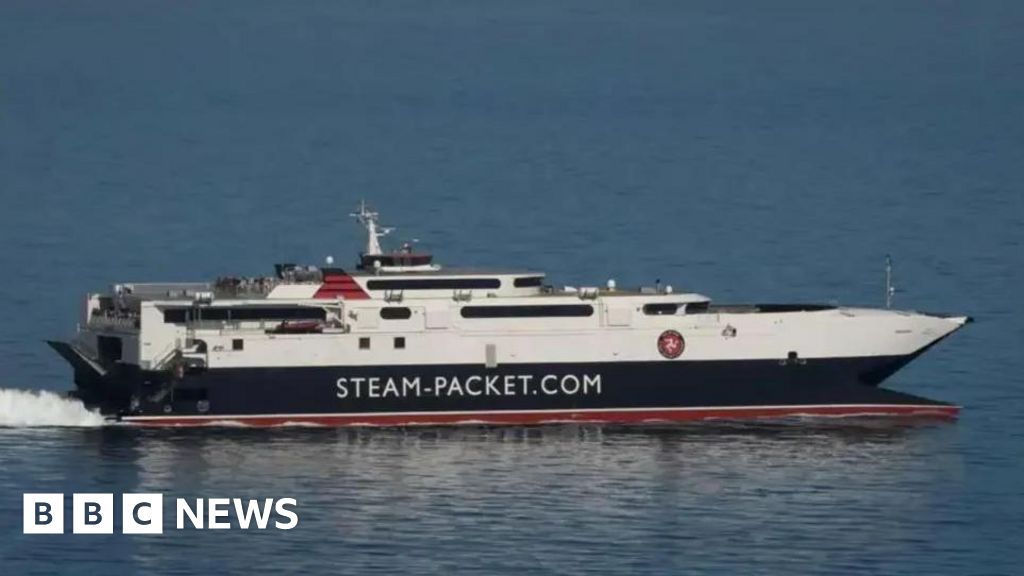Generator failure leads to Isle of Man ferry cancellations