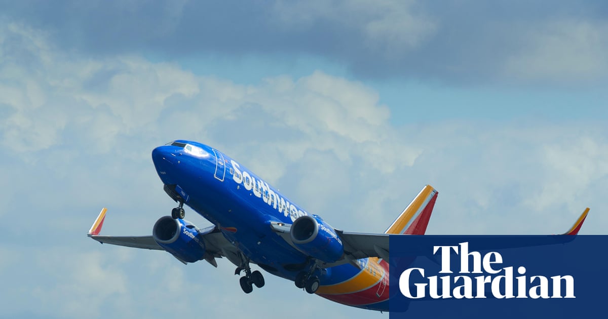 Two injured after Southwest plane plummets to avoid potential collision | Air transport