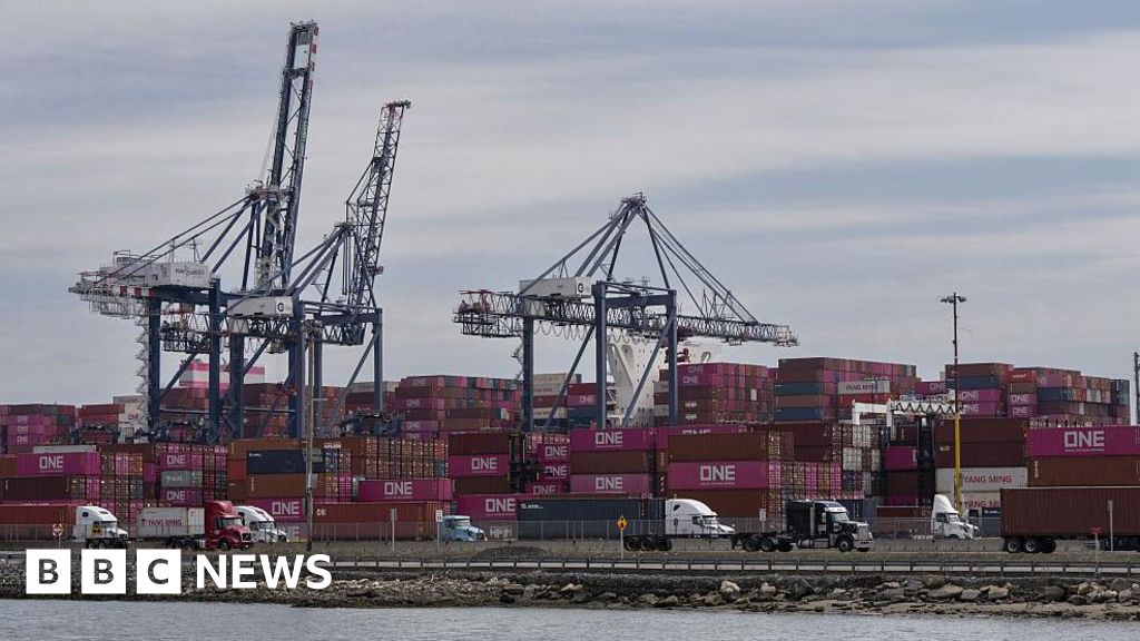 Trump order ends global tariff exemption for low-cost goods