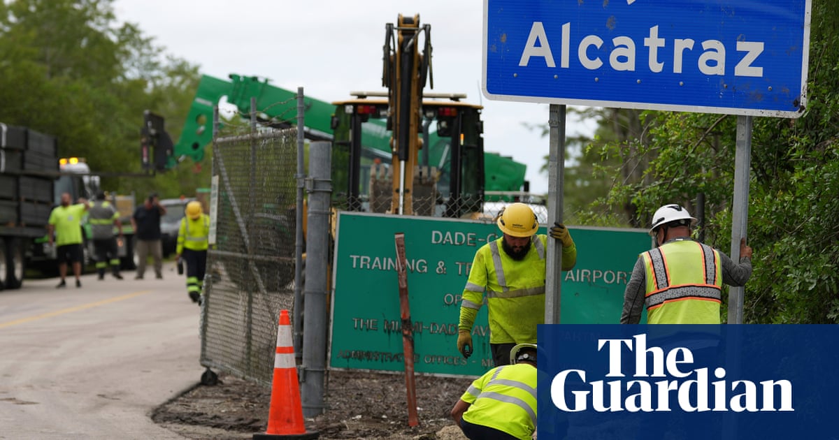 Democratic lawmakers denied entry to ‘Alligator Alcatraz’ immigration jail | Florida