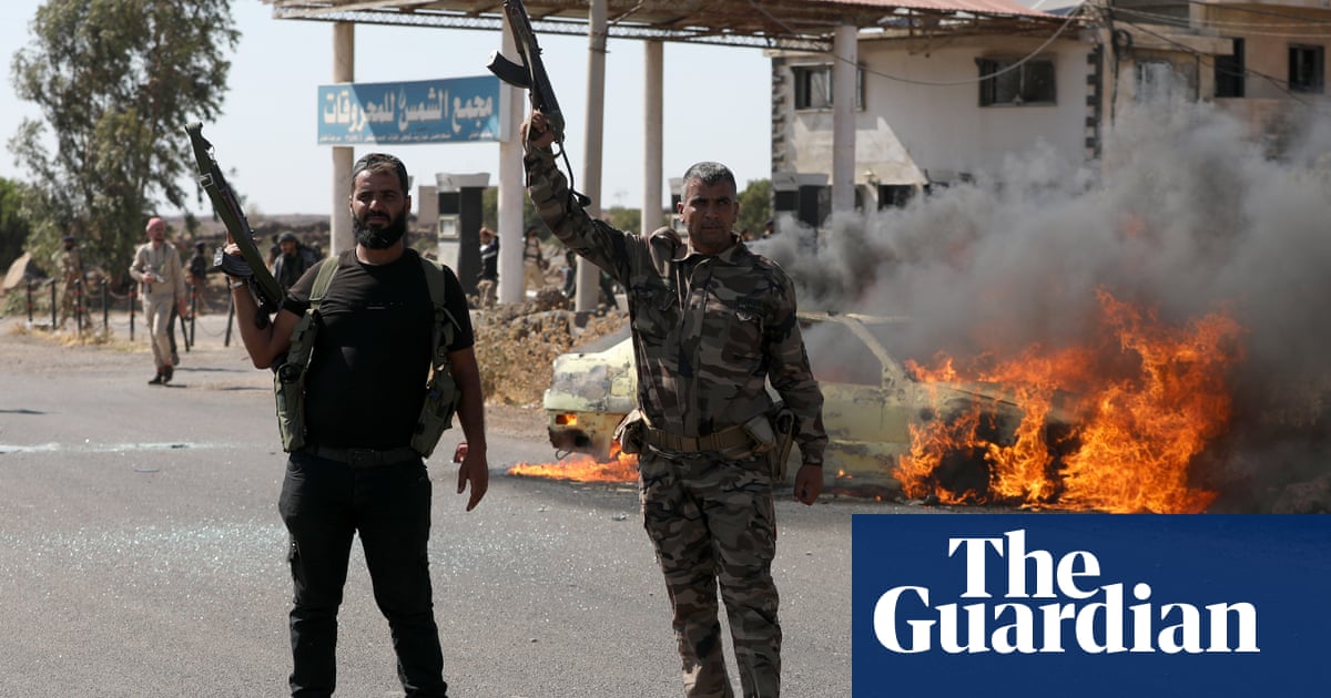 Israel attacks Syrian military amid deadly clashes between Druze and Bedouin clans | Syria