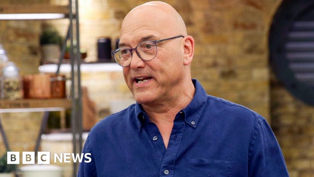 Ex-MasterChef host 'sorry' but says he's 'not a groper'