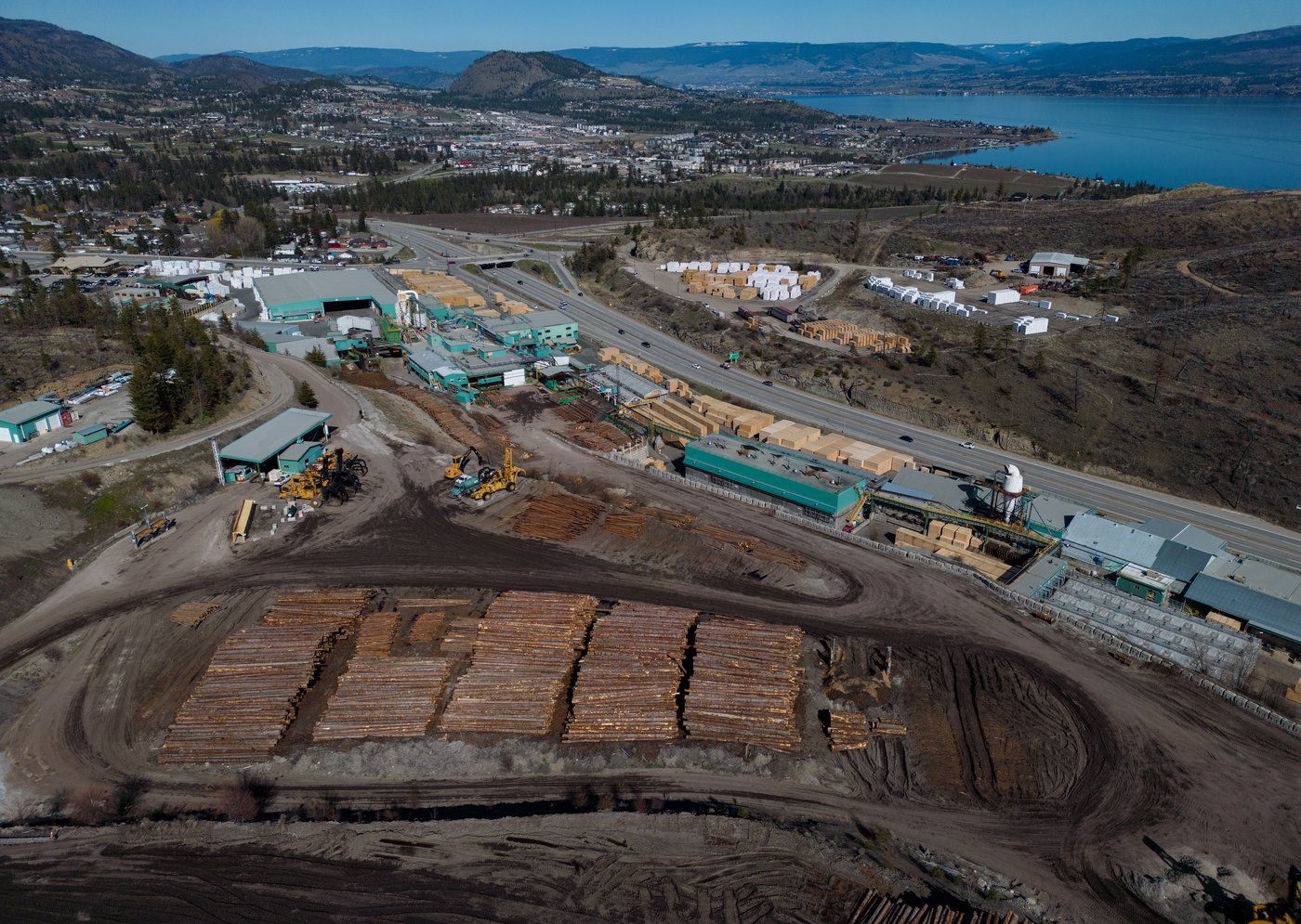 U.S. imposing 20.56% anti-dumping duties on Canadian softwood