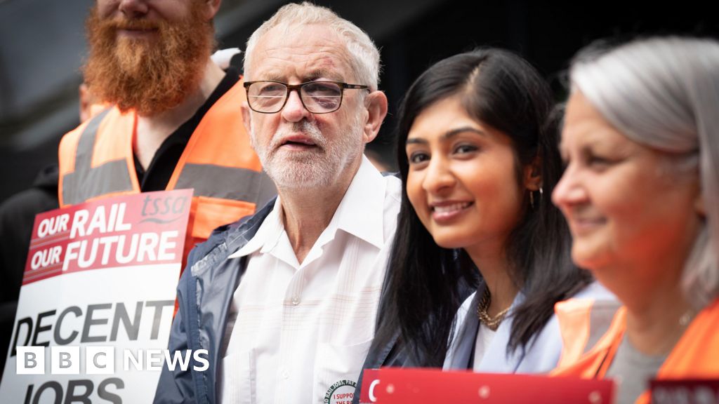 Discussions ongoing about new party, says Jeremy Corbyn