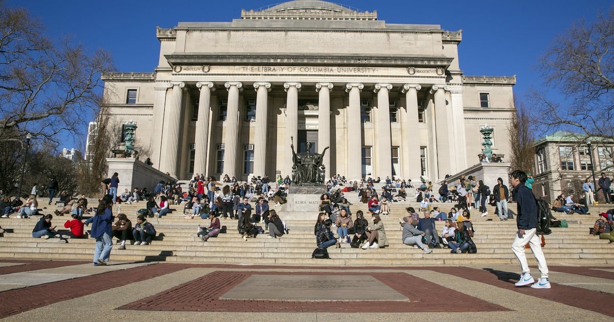 Columbia University agrees to pay more than US$220M in deal with Trump to restore federal funding - CTV News