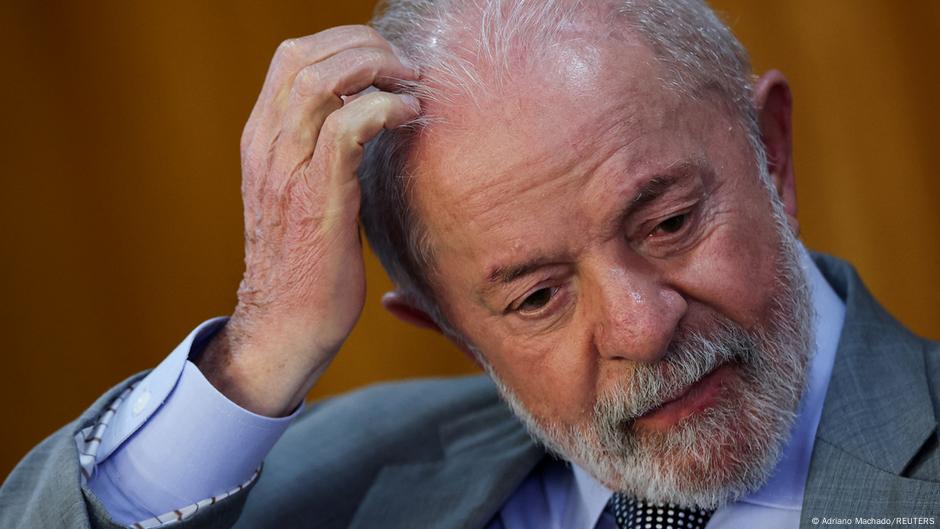 Brazil's Lula says Trump tariffs 'unacceptable blackmail' – DW – 07/18/2025
