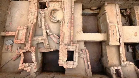 ASI Top view of an ancient brick structure in Keeladi in Tamil Nadu, India.