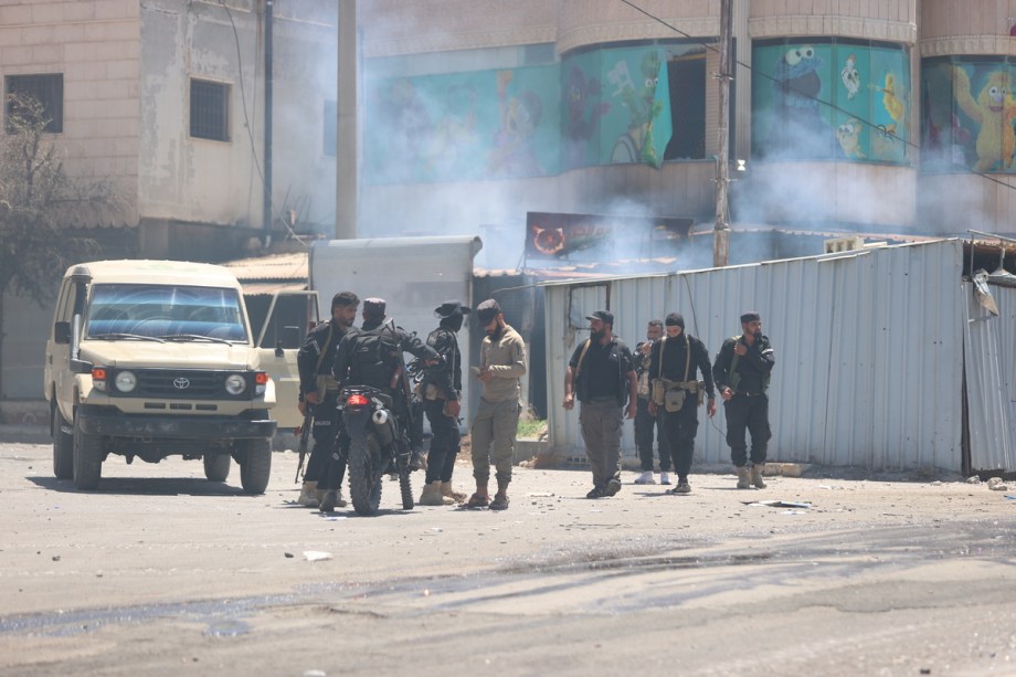 Syrian army group warns Israel if President Sharaa is hurt – Middle East Monitor