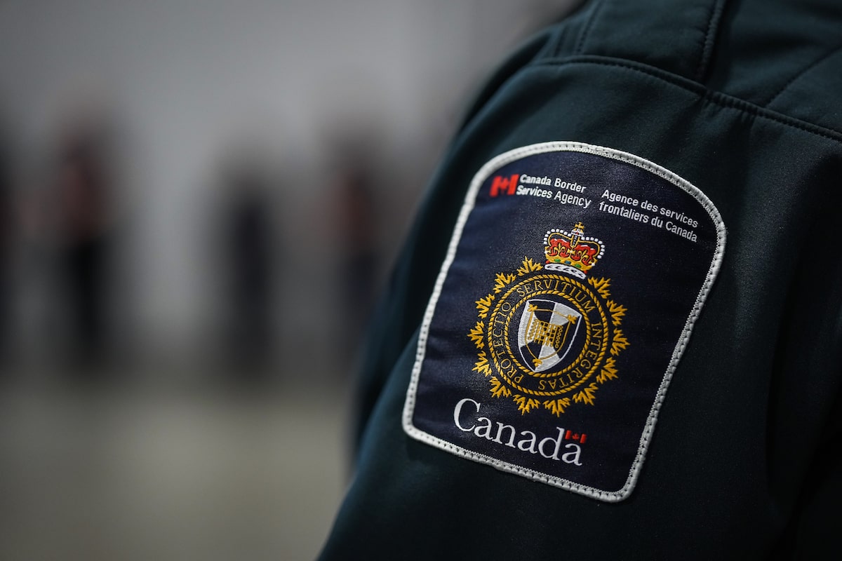 Almost 600 foreign nationals with criminal records due to be deported are missing, CBSA says
