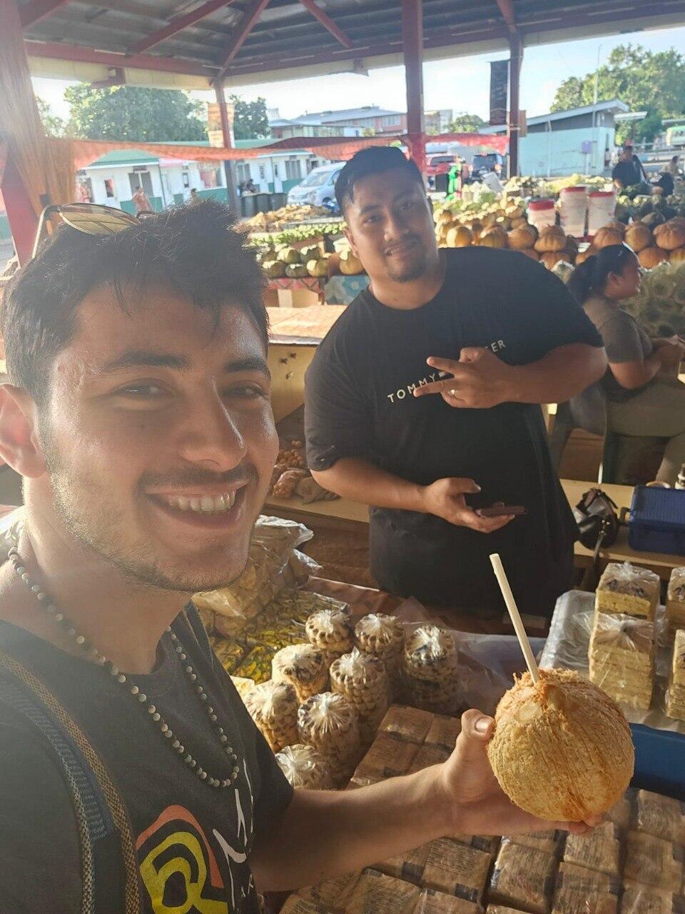 סלפי בשוק המקומי