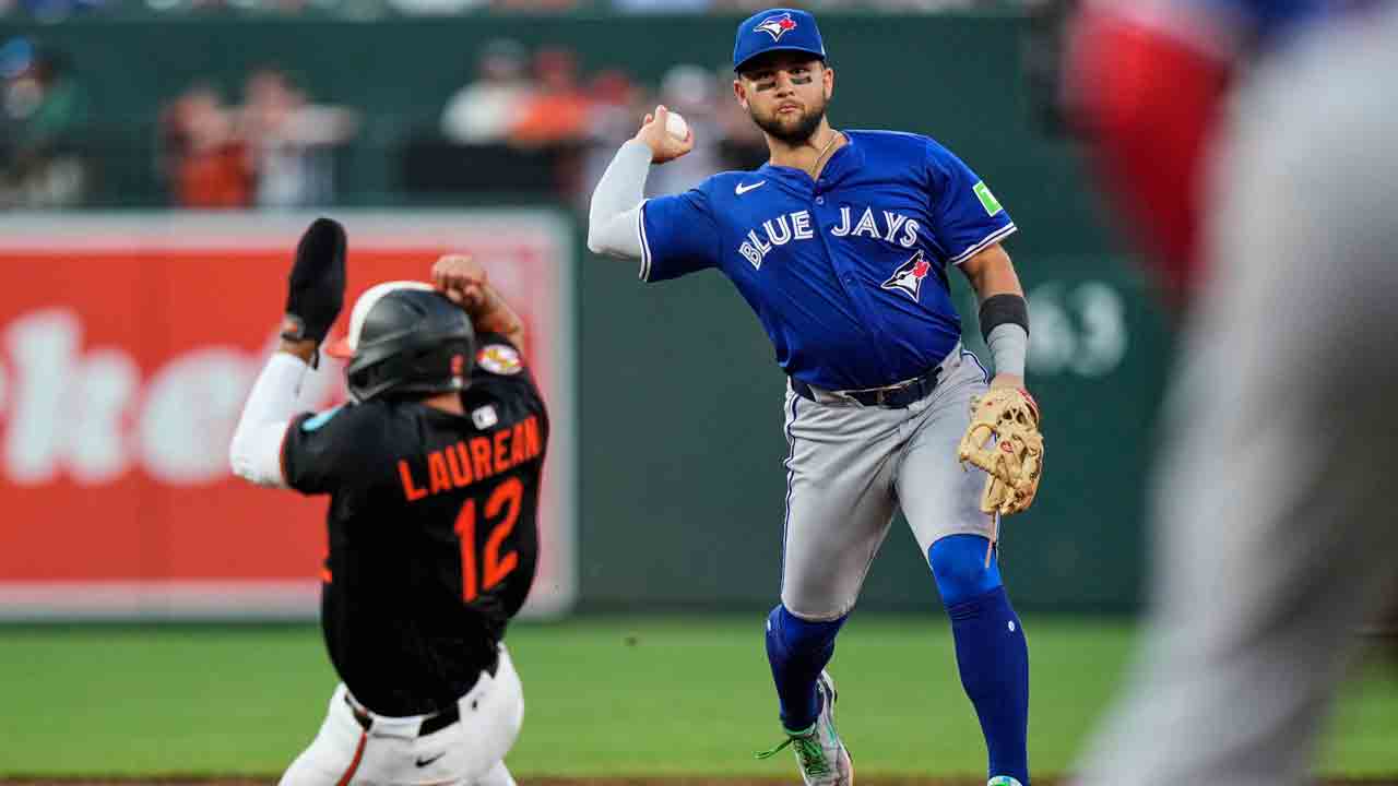 Blue Jays drop opener to Orioles ahead of key deadline push