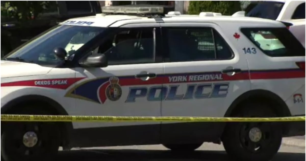 Male stabbed in Aurora, suspect arrested