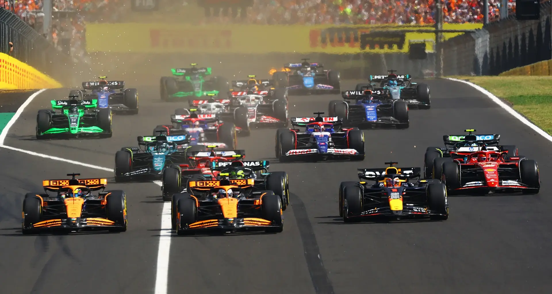 BUDAPEST, HUNGARY - JULY 21: Oscar Piastri of Australia driving the (81) McLaren MCL38 Mercedes