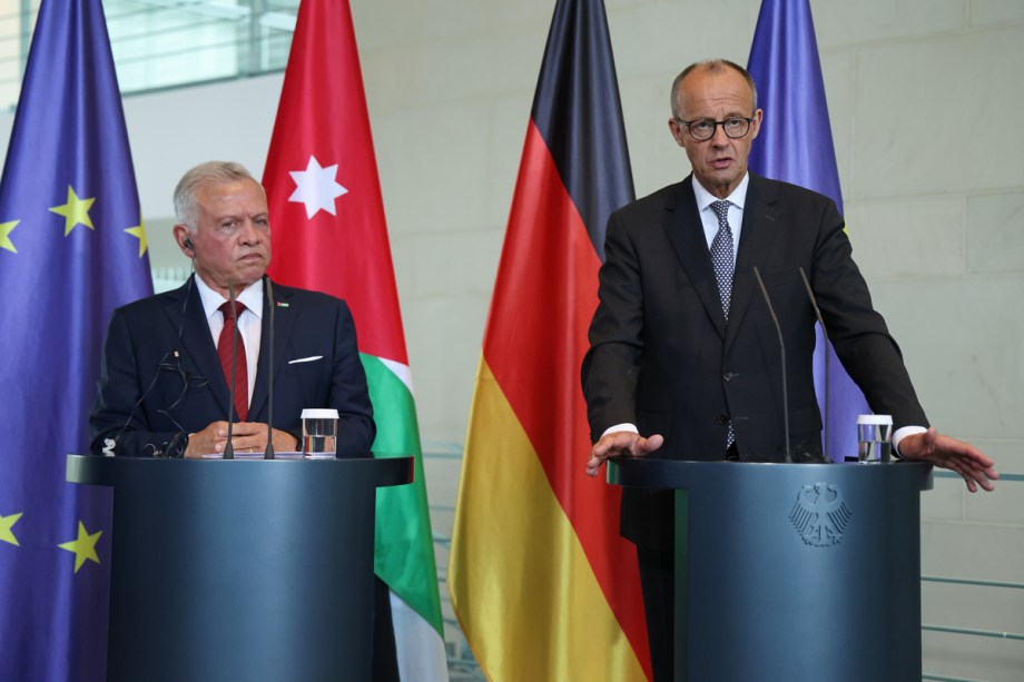 Israel must quickly improve situation in Gaza, says German chancellor – Middle East Monitor