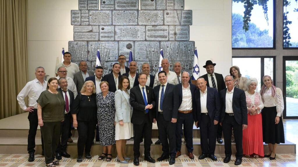 ברקע הטבח הסורי בדרוזים - נשיא המדינה יצחק הרצוג נפגש עם ראשי הקהילה היהודית הסורית