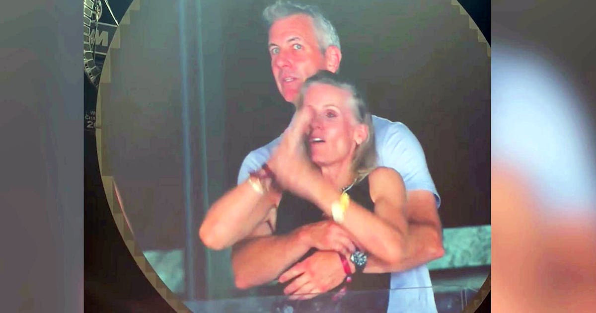 Andy Byron, Kristin Cabot on kiss cam