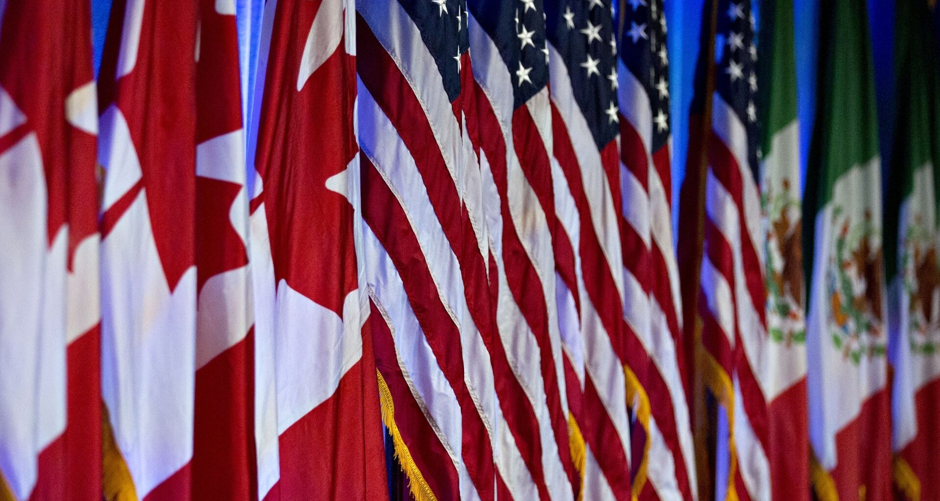 US Dollar back on top as Markets await the July FOMC — North American Mid-Week Market Update