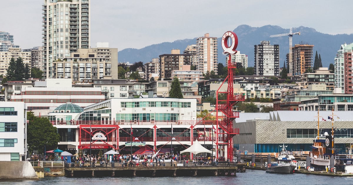3 women arrested after altercation, stabbing at North Vancouver’s Lonsdale Quay - CTV News