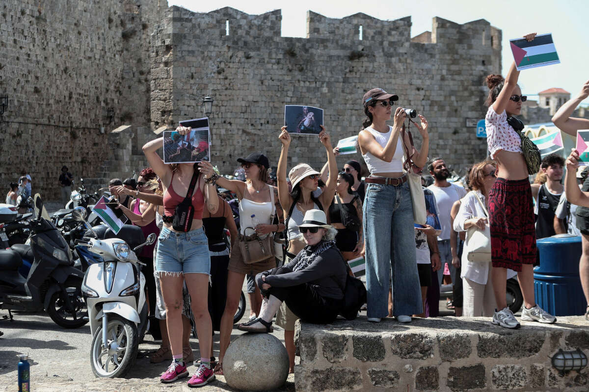 The battle of misinformation