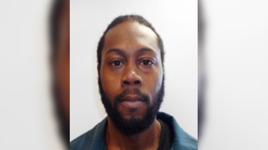 Suspect arrested in Yonge and Dundas stabbing