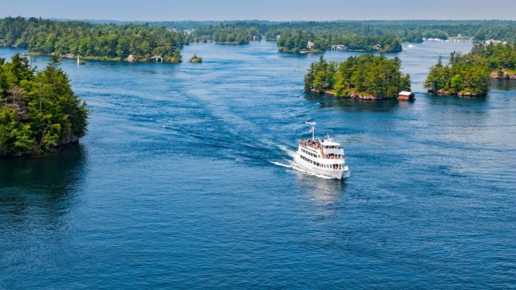 Individual drowns after falling overboard on St. Lawrence River