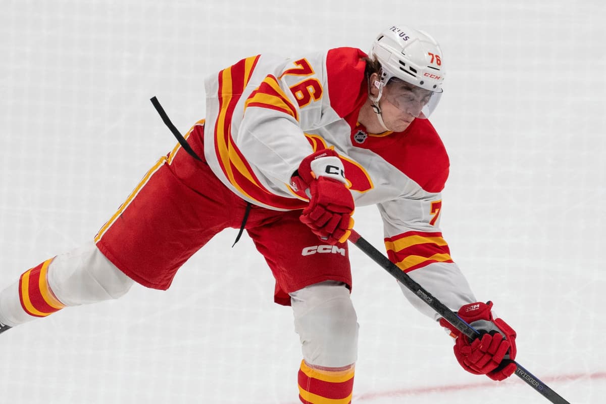 Flames sign Martin Pospisil to three-year contract extension