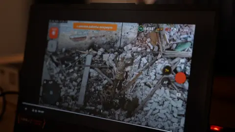 BBC/Xavier Vanpevenaege Drone monitor 