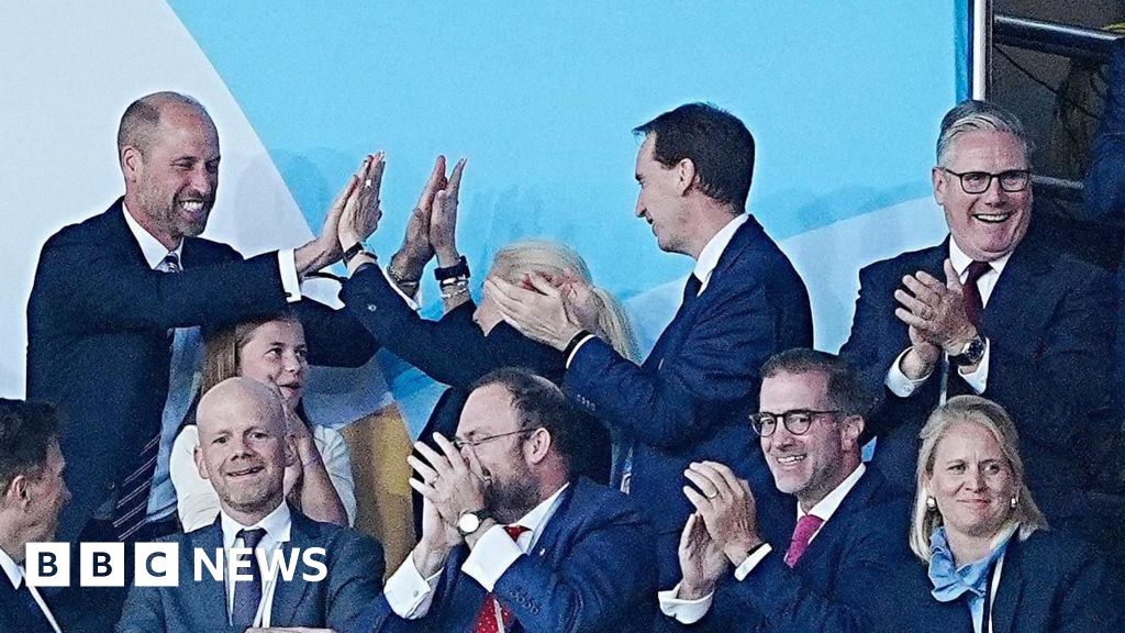 King and Princess Charlotte lead praise for 'awesome' Lionesses after Euro win