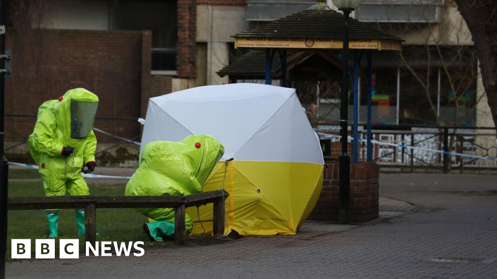 UK sanctions Russian spies for 'malicious cyber activity'