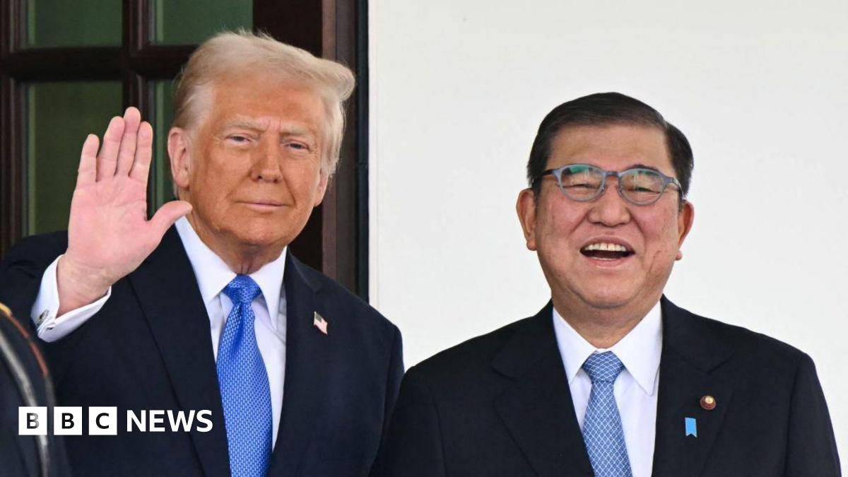 US President Donald Trump and Japanese Prime Minister Shigeru