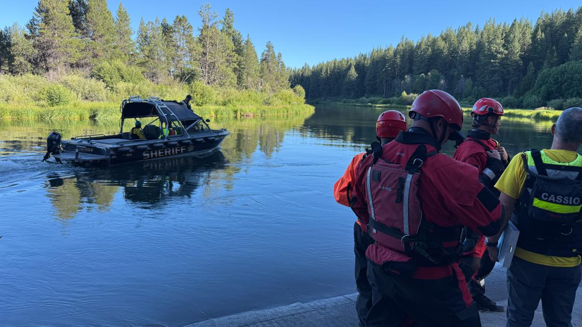 1 dead, 2 missing after 6 fall over Deschutes River