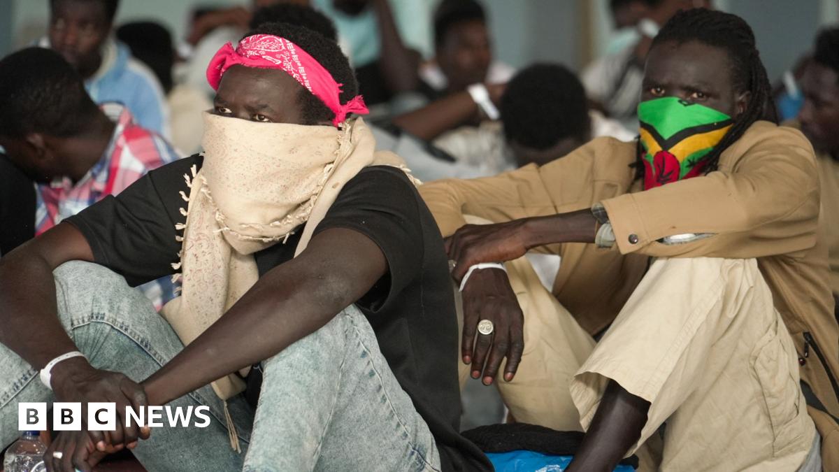 Migrant arrivals in Greece. By sea and land.  .