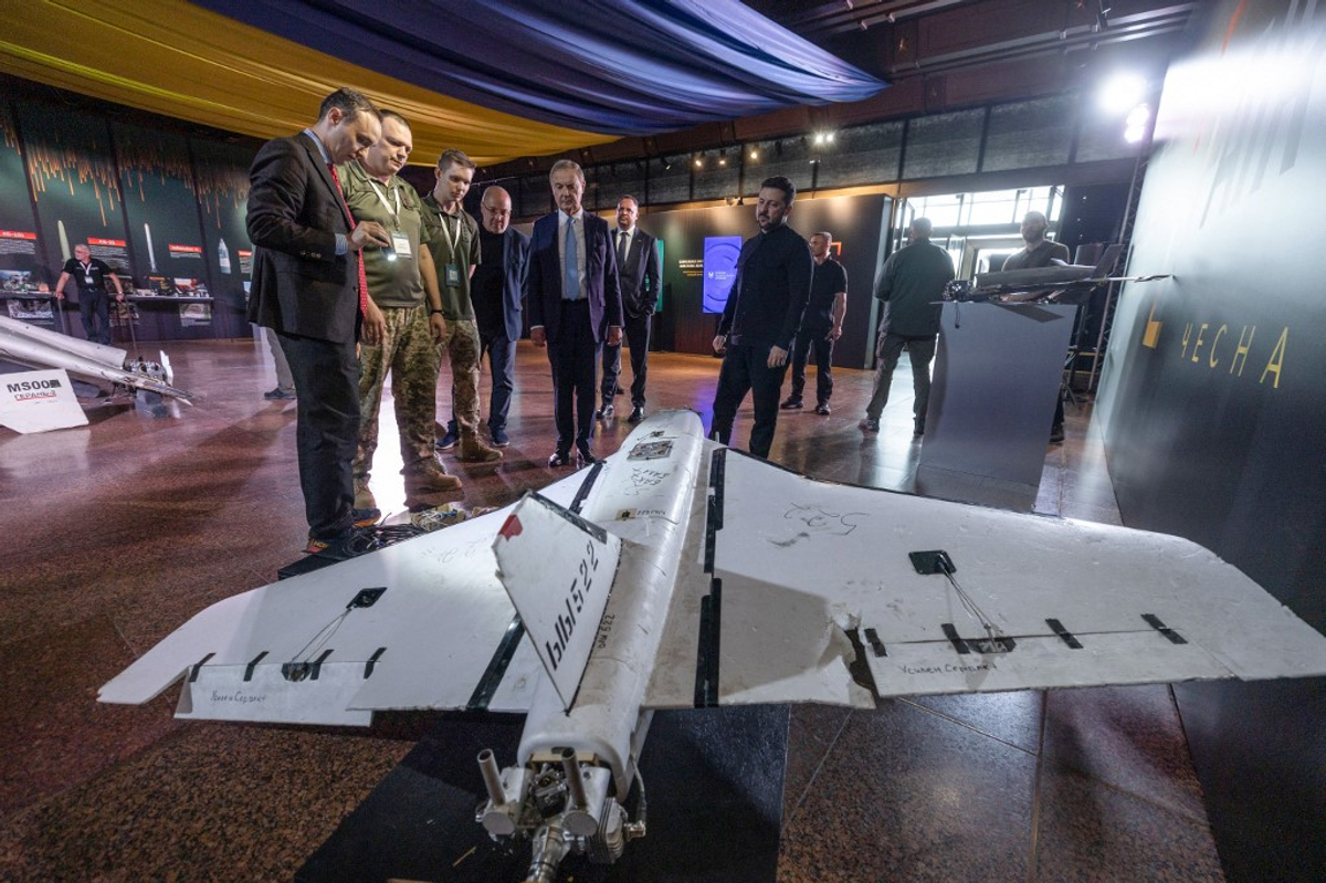 UK Targets Russia’s Shadow Fleet in Major New Sanctions Push